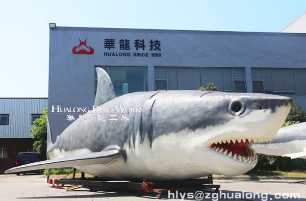 华龙艺术工艺精湛霸气大型巨齿鲨摆件