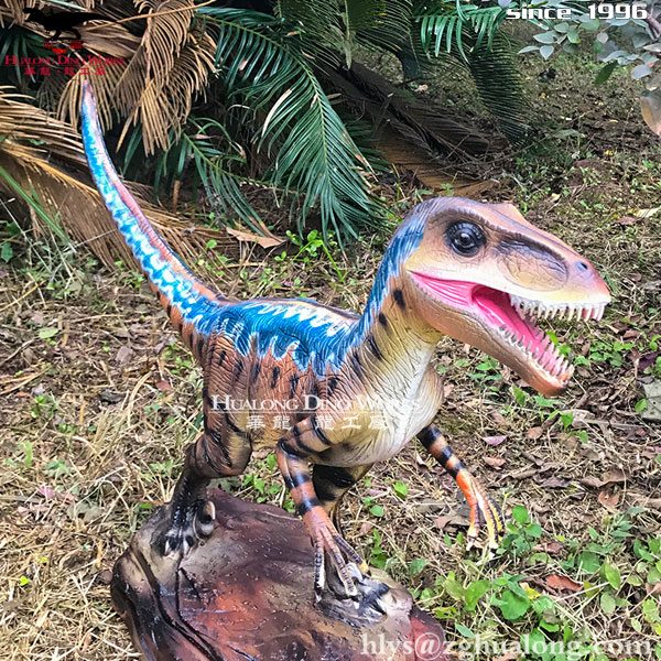 自贡华龙艺术 户外玻璃钢恐龙雕塑