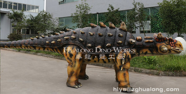 华龙艺术逼真行走恐龙