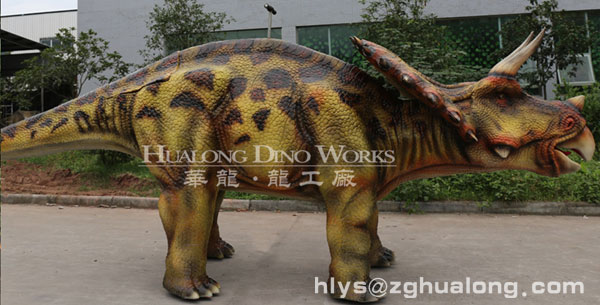 华龙艺术草食可爱的骑乘行走龙