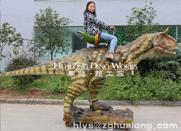 室外坐骑恐龙