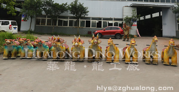 华龙艺术质优的滑行恐龙小车