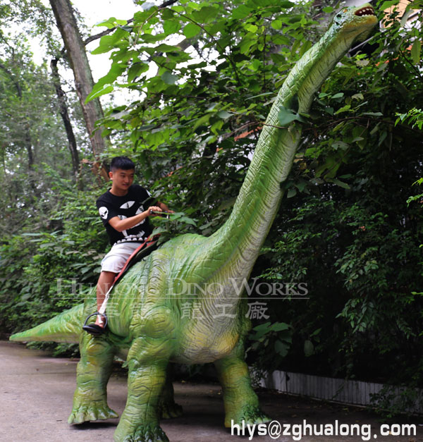 机器人恐龙工厂