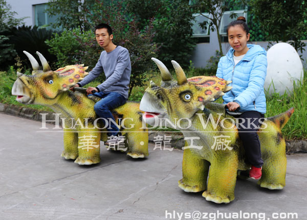 华龙艺术儿童骑乘恐龙小车