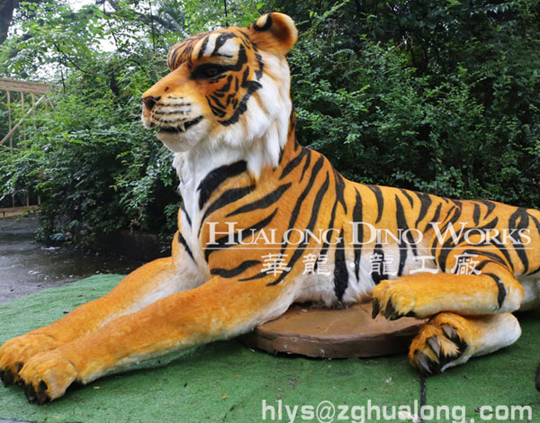 华龙艺术效果逼真仿真老虎