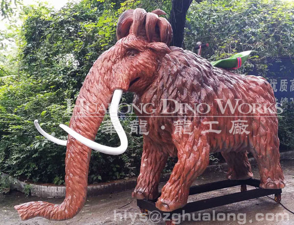 华龙艺术大型骑乘猛犸象模型