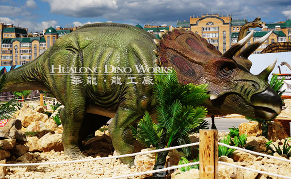 华龙仿真恐龙