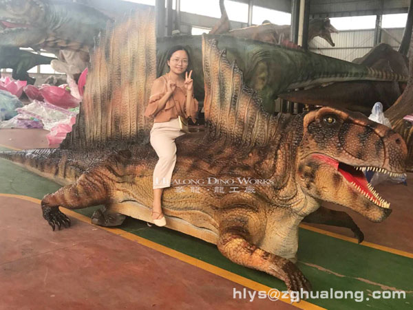 华龙艺术仿真骑乘恐龙