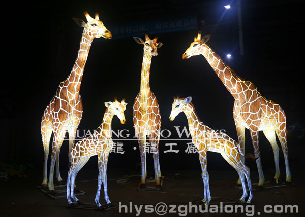 华龙艺术高品质长颈鹿彩灯摆件