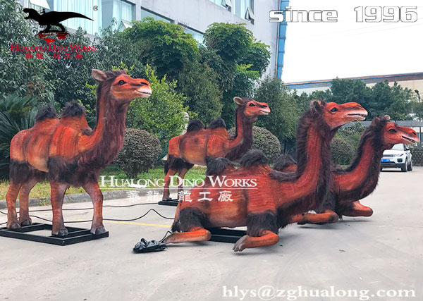 华龙艺术 亲子动物乐园大型仿真骆驼装饰摆件