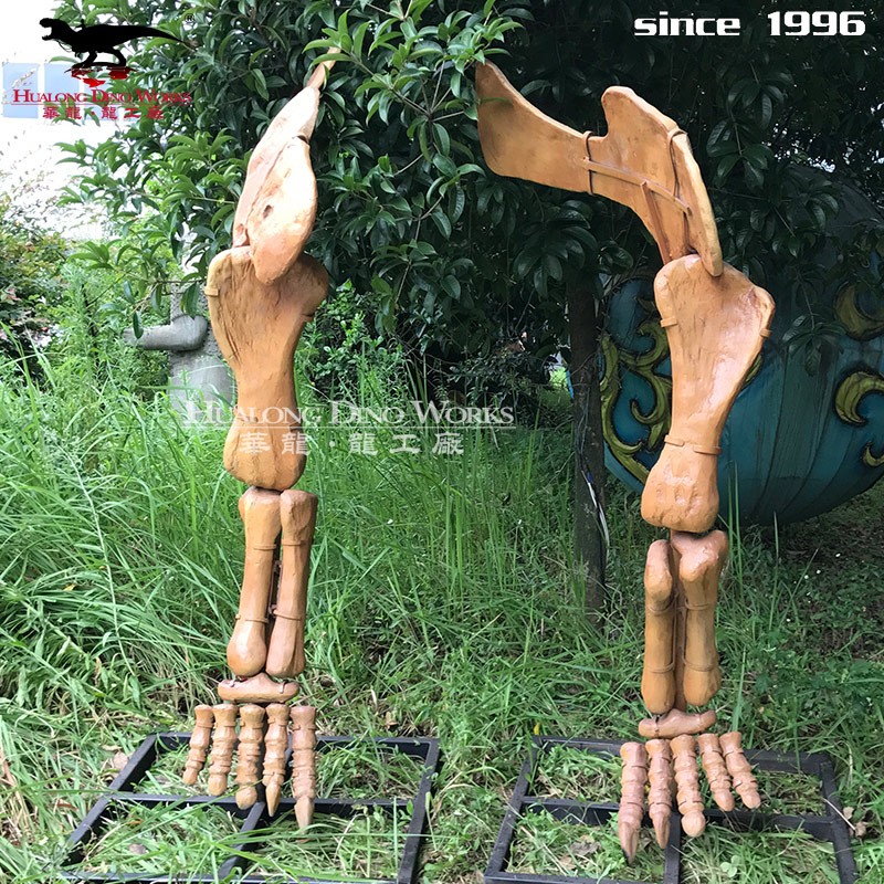 华龙科技 商场美陈仿真恐龙化石骨架展