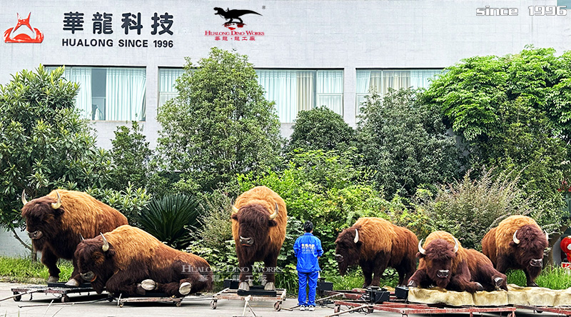 华龙艺术 栩栩如生仿真动物野牛定制