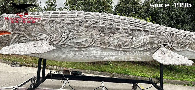 华龙科技 侏罗纪大型仿真沧龙模型