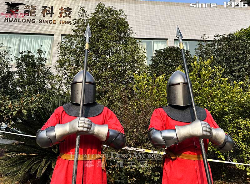 华龙科技 中世纪盔甲长矛士兵人物模型制作