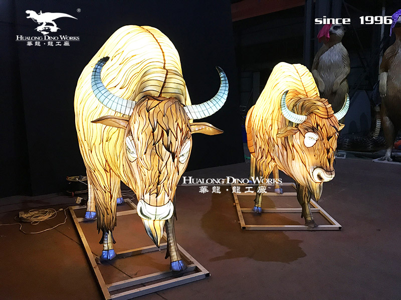 华龙科技  动物彩灯制作厂家